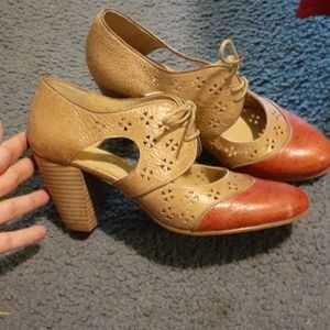 Fidji L466 Red & Beige cutout lace heels